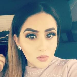 Meet your Posher, Reina